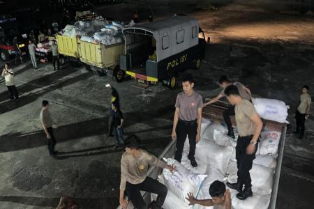 KP Wisanggeni8005 Angkut Bantuan Kemanusiaan dari Sabang ke Pelabuhan 